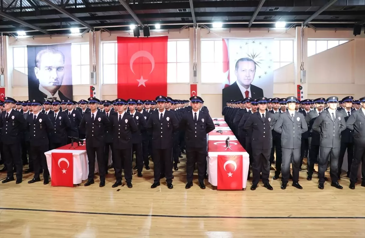 Adana’da Kemal Serhadlı POMEM’de mezuniyet töreni düzenlendi